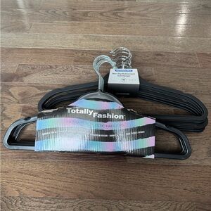 The Container Store Black Non-Slip Suit Hangers 20 hangers